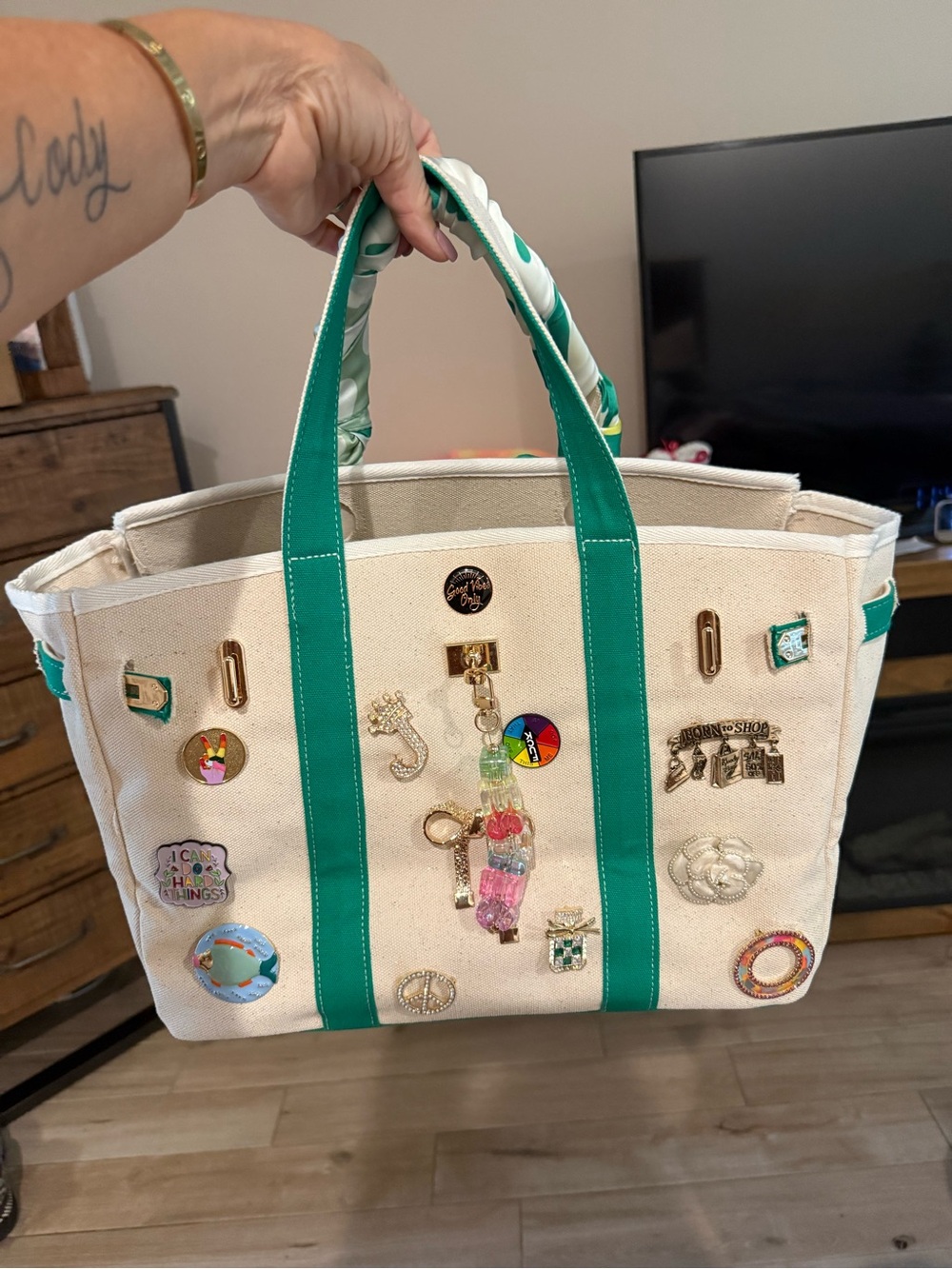 Canvas Tote Bag with Green Trim and Decorative Pins and TOVA Brooches
